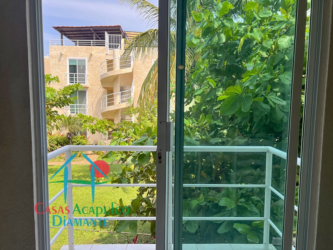 Marina Diamante Victory L 03 - Balcón 1